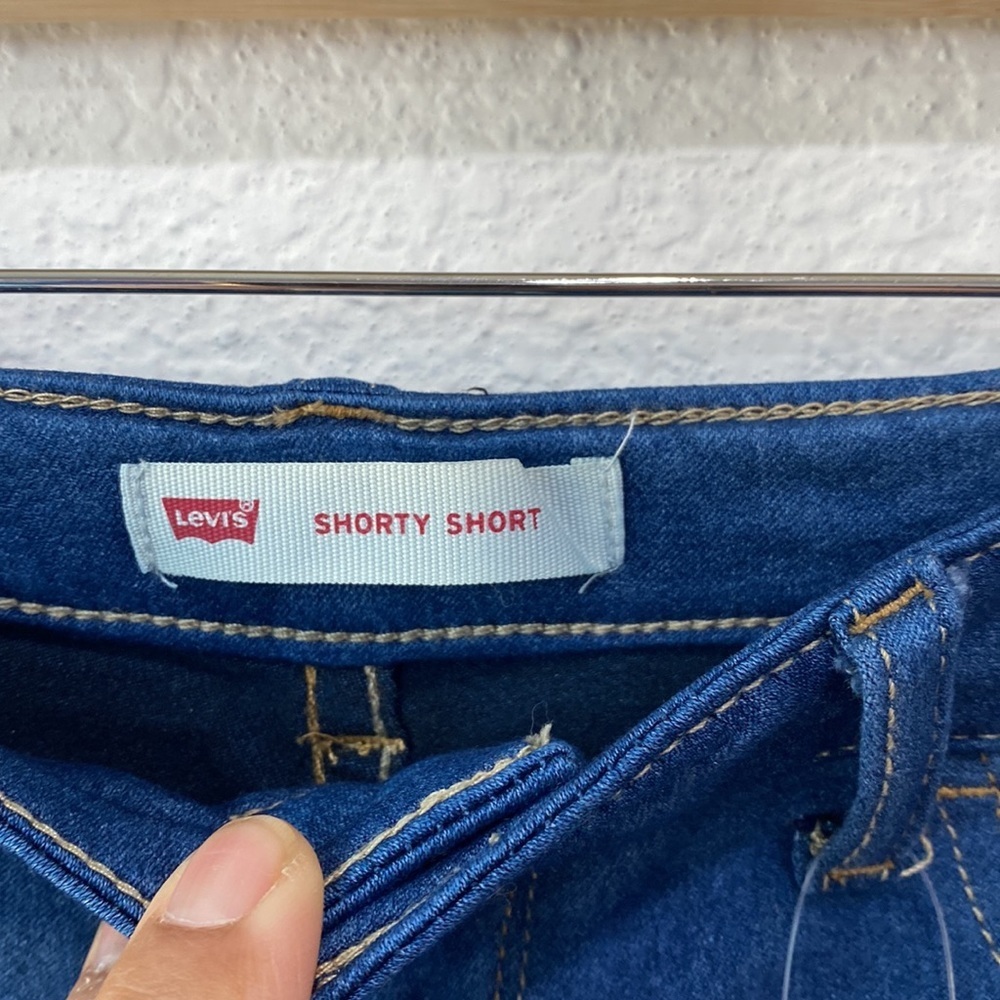 Levi’s Blue Shorty Short 16 - Picture 3 of 5